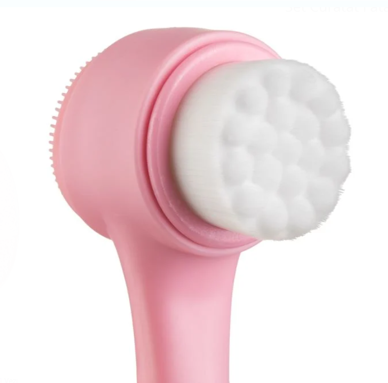 Set Curățare Față 3 Piese – 2 Perii și Burete Exfoliant